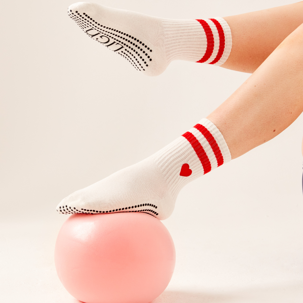 LIGN Red Heart Two Cream Stripe Tube Socks