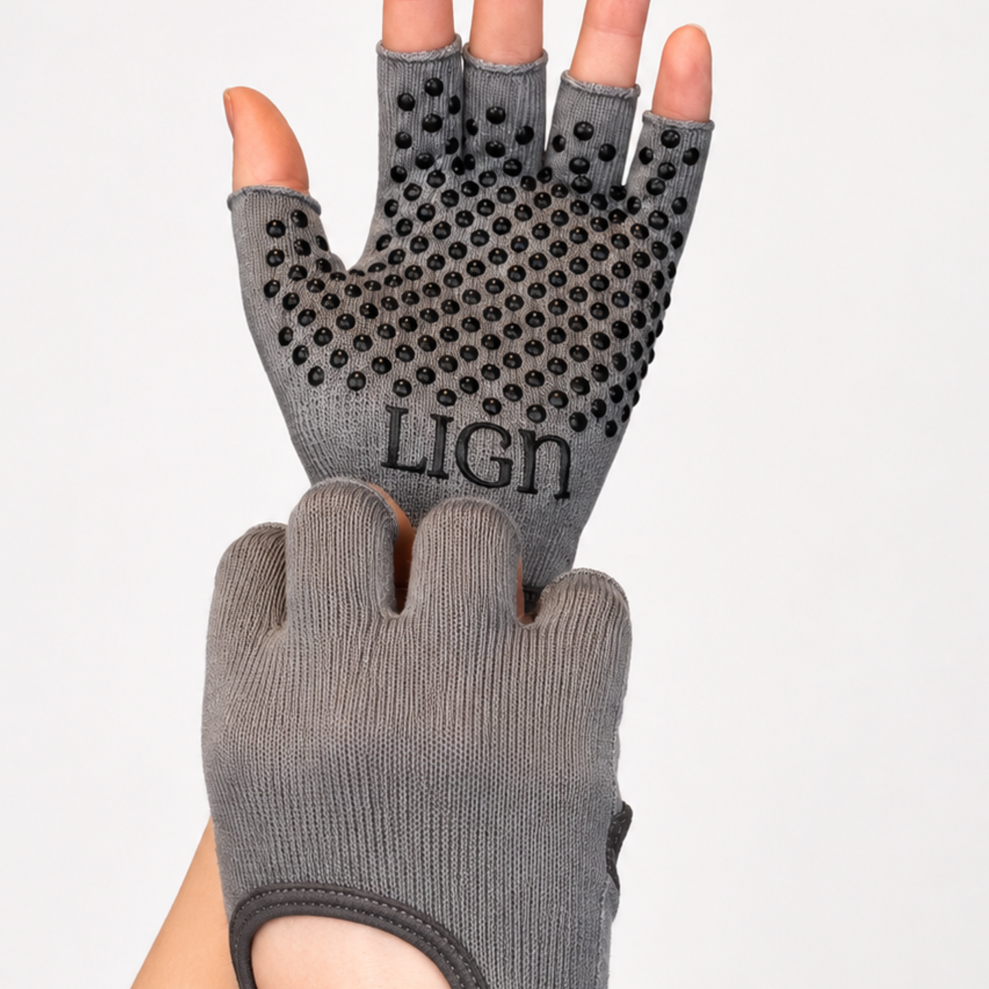 LIGN Grey Grip Gloves
