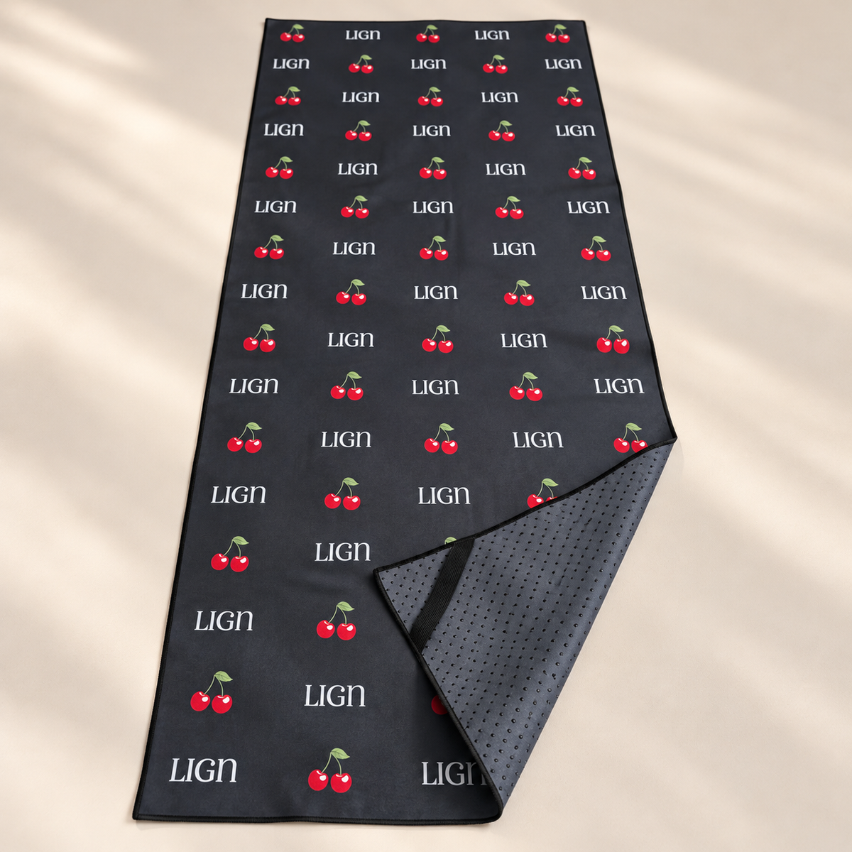 LIGN Cherry Non-Slip Grip Towel